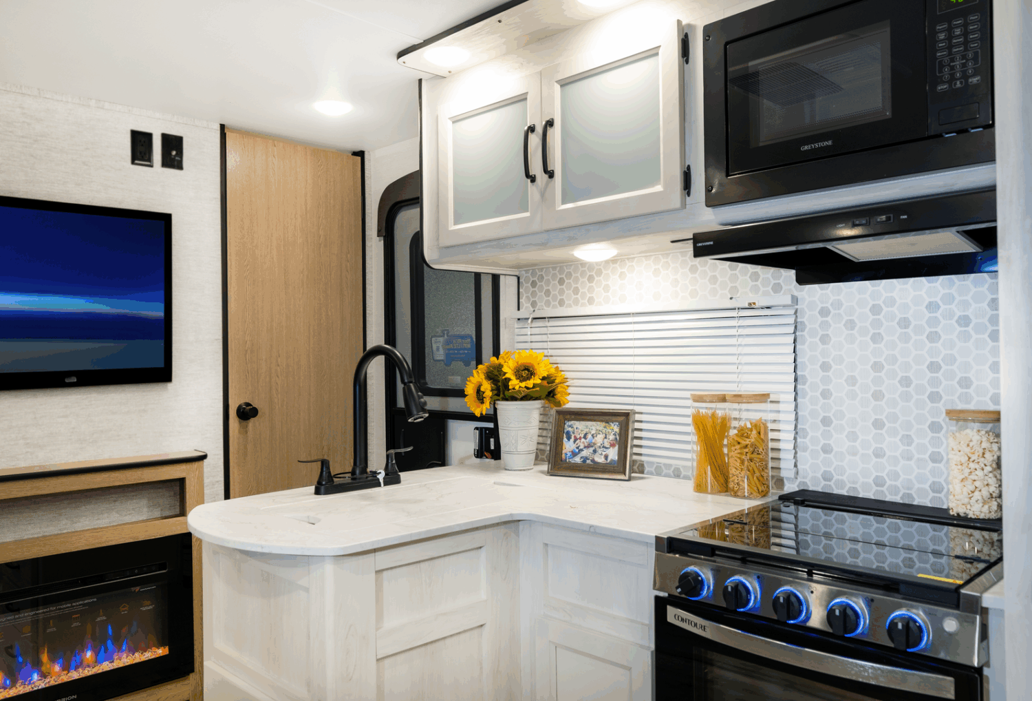 41728_268BH_2025_interior